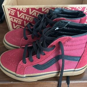 NWT Vans high top. Size kids 12.